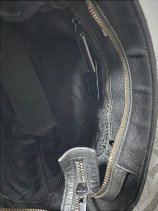 Authentic Saint Laurent Sheepskin Matelasse Chevron Slim Monogram Shopping Bag - Picture 8 of 12